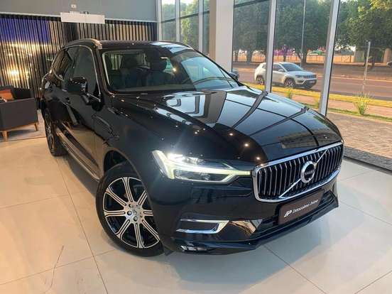 VOLVO-XC60-2018