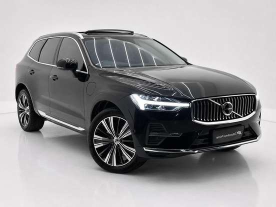 VOLVO-XC60-2021