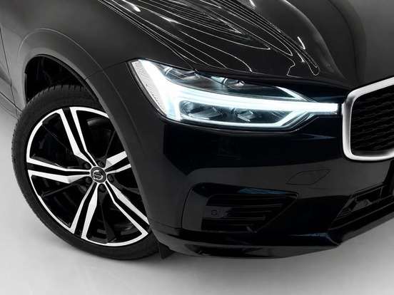 VOLVO-XC60-2.0 T8 HYBRID R-DESIGN AWD GEARTRONIC VOLVO-XC60-2018