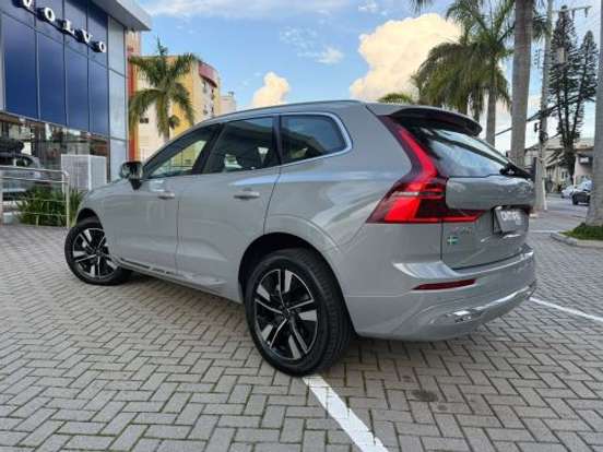 VOLVO-XC60-2.0 T8 PHEV PLUS AWD GEARTRONIC VOLVO-XC60-2025