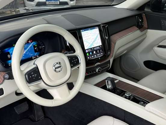 VOLVO-XC60-2.0 T8 RECHARGE PLUS AWD GEARTRONIC VOLVO-XC60-2022