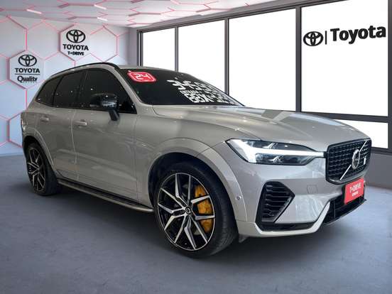 VOLVO-XC60-2023