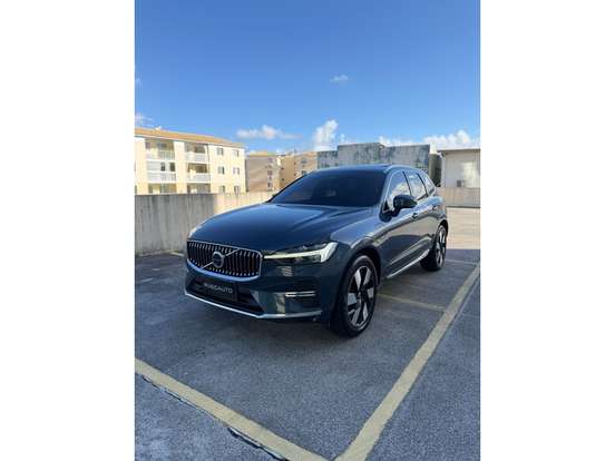 VOLVO-XC60-2023