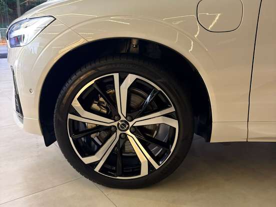 VOLVO-XC60-2.0 T8 RECHARGE ULTIMATE DARK AWD GEARTRONIC VOLVO-XC60-2024