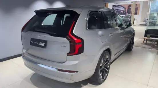 VOLVO-XC90-2024