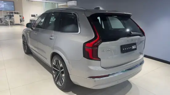VOLVO-XC90-2024