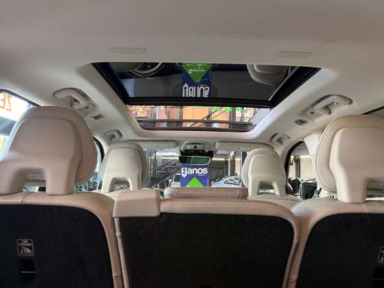 VOLVO-XC90-2019