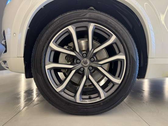 VOLVO-XC90-2.0 T6 GASOLINA MOMENTUM AWD GEARTRONIC VOLVO-XC90-2017