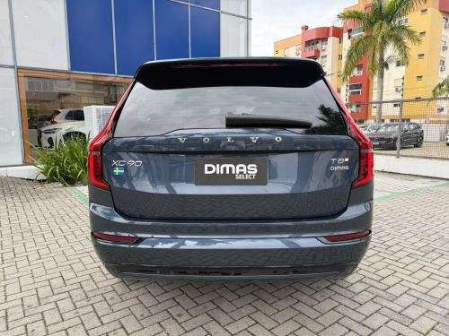 VOLVO-XC90-2025
