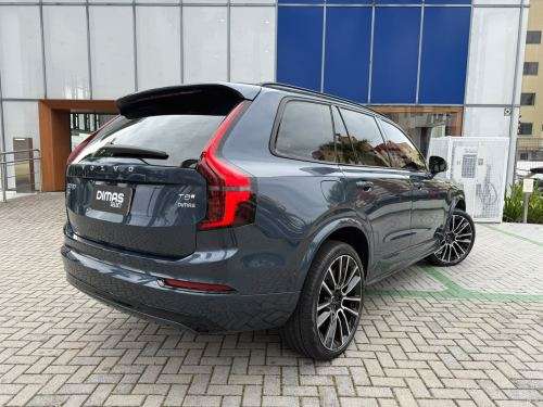 VOLVO-XC90-2025