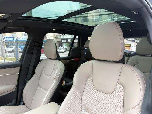 VOLVO-XC90-2025