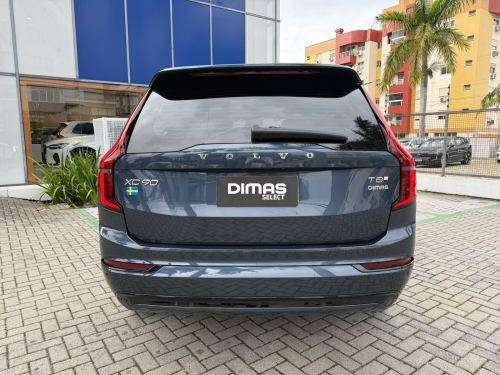 VOLVO-XC90-2025