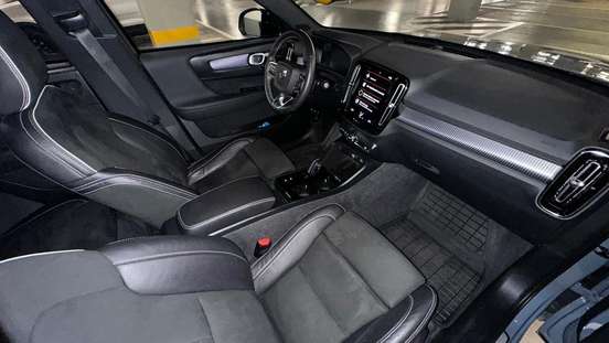 VOLVO-XC40-1.5 T5 RECHARGE R-DESIGN GEARTRONIC VOLVO-XC40-2020