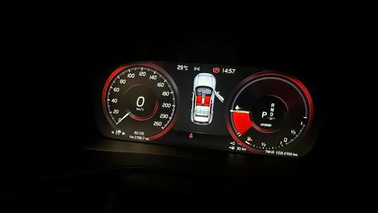 VOLVO-XC40-1.5 T5 RECHARGE R-DESIGN GEARTRONIC VOLVO-XC40-2020