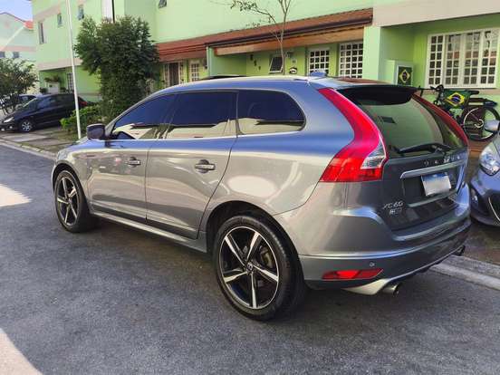 VOLVO-XC60-2.0 T5 R DESIGN TURBO GASOLINA 4P AUTOMÁTICO VOLVO-XC60-2016