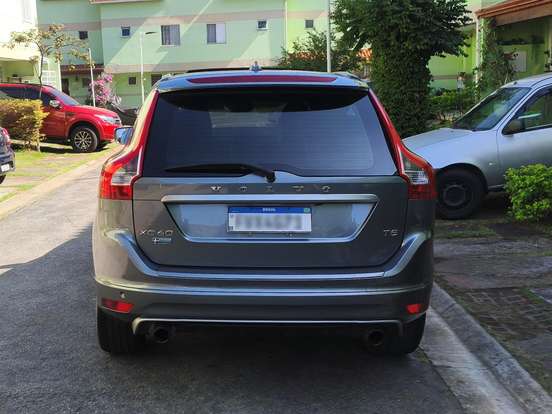 VOLVO-XC60-2.0 T5 R DESIGN TURBO GASOLINA 4P AUTOMÁTICO VOLVO-XC60-2016