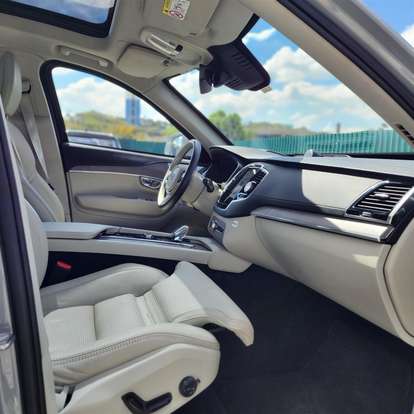 VOLVO-XC90-2024