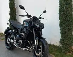 YAMAHA MT-09 YAMAHA MT-09