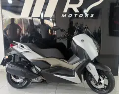 YAMAHA XMAX 250 CONNECTED ABS YAMAHA XMAX 250 CONNECTED ABS