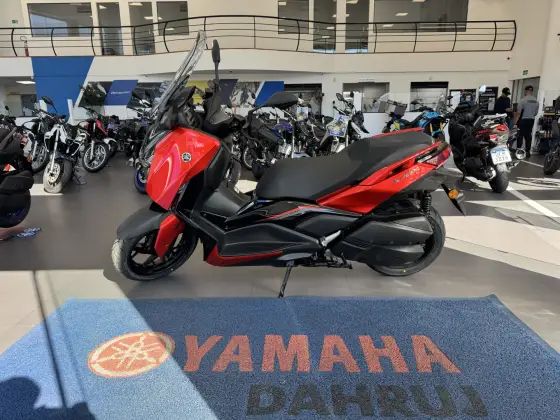 YAMAHA XMAX 300 CONNECTED ABS YAMAHA XMAX 300 CONNECTED ABS