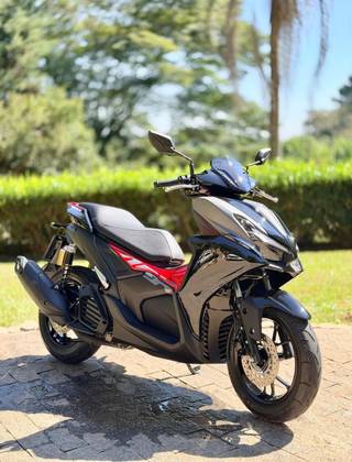 YAMAHA AEROX 160 ABS 