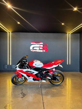 YAMAHA YZF-R6 