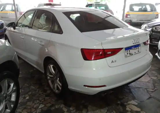 AUDI-A3-1.4 TFSI SEDAN ATTRACTION 16V GASOLINA 4P S-TRONIC AUDI-A3-2015