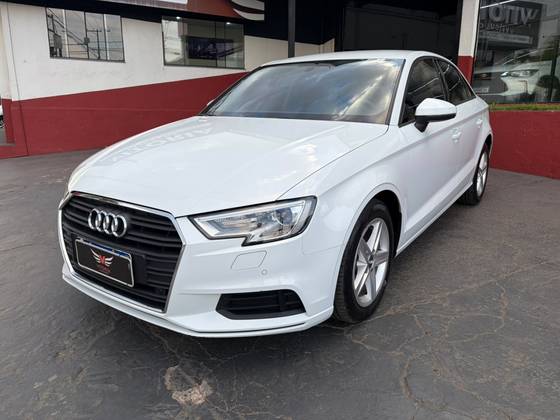 AUDI A3 1.4 TFSI SEDAN AMBIENTE 16V FLEX 4P TIPTRONIC