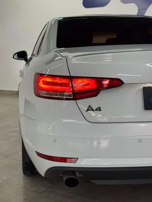 AUDI-A4-2016