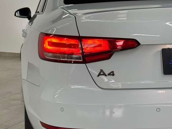 AUDI-A4-2.0 TFSI AMBIENTE GASOLINA 4P S TRONIC AUDI-A4-2016
