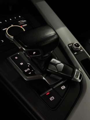 AUDI-A4-2016