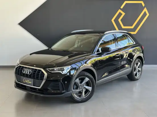 AUDI-Q3-2021