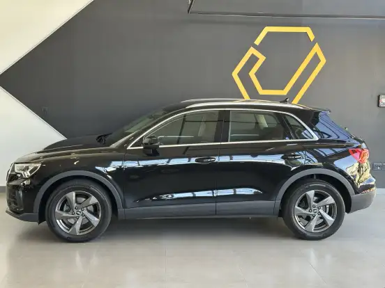 AUDI-Q3-1.4 35 TFSI GASOLINA PRESTIGE PLUS S TRONIC AUDI-Q3-2021