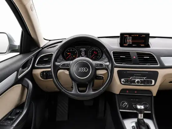 AUDI-Q3-1.4 TFSI AMBIENTE GASOLINA 4P S TRONIC AUDI-Q3-2016
