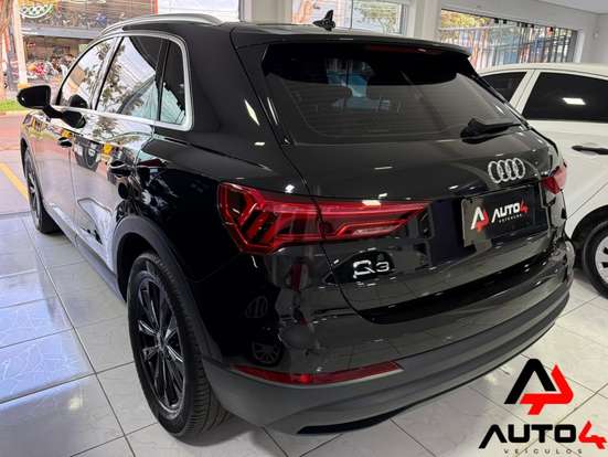 AUDI-Q3-2020