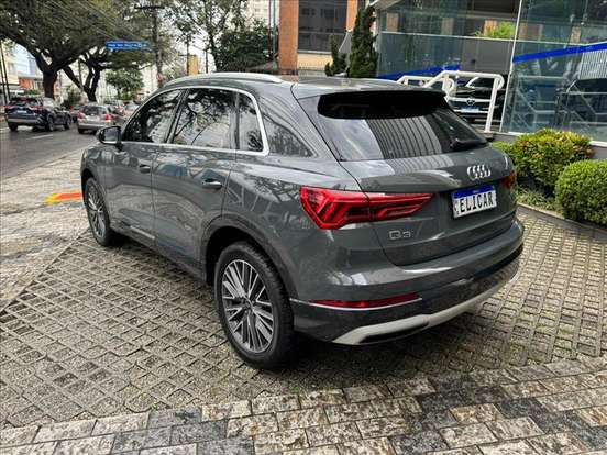 AUDI-Q3-2.0 40 TFSI GASOLINA PERFORMANCE QUATTRO TIPTRONIC AUDI-Q3-2024