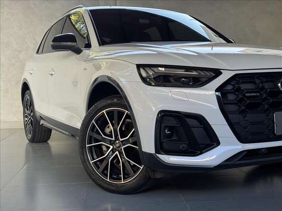 AUDI-Q5-2.0 45 TFSI GASOLINA S LINE BLACK QUATTRO S TRONIC AUDI-Q5-2024