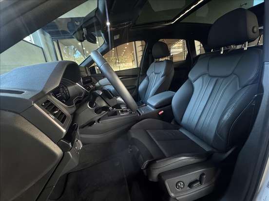 AUDI-Q5-2024