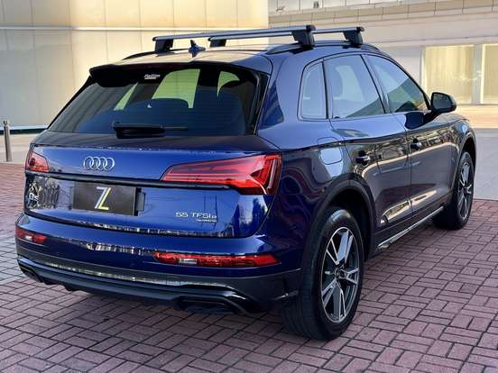 AUDI-Q5-2023