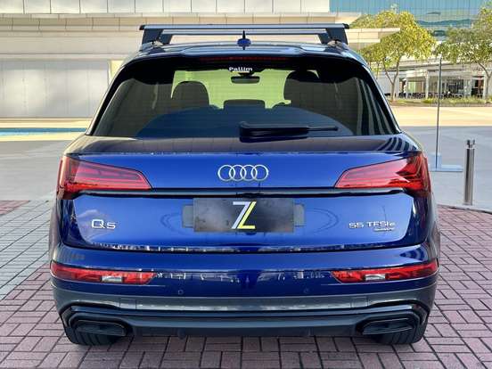AUDI-Q5-2023