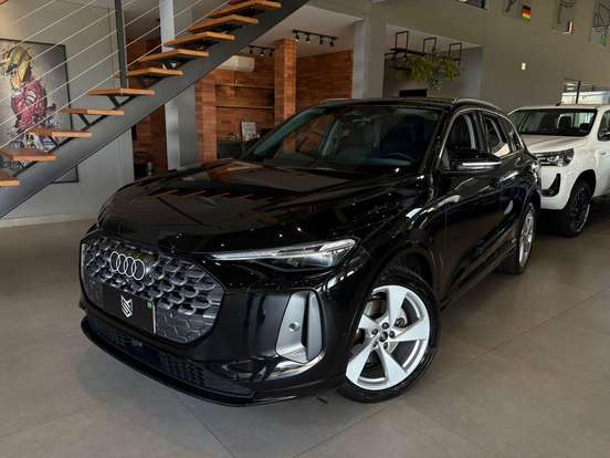 AUDI-Q5-2.0 TFSI GASOLINA ADVANCED QUATTRO S TRONIC AUDI-Q5-2025