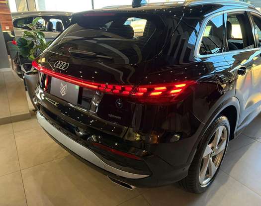 AUDI-Q5-2025