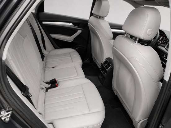 AUDI-Q5-2.0 TFSI GASOLINA PRESTIGE PLUS S TRONIC AUDI-Q5-2018