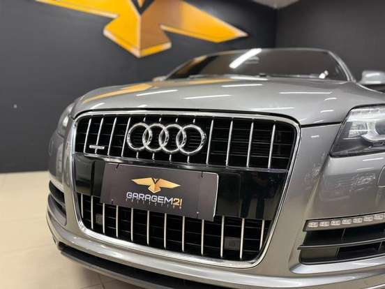 AUDI-Q7-2014