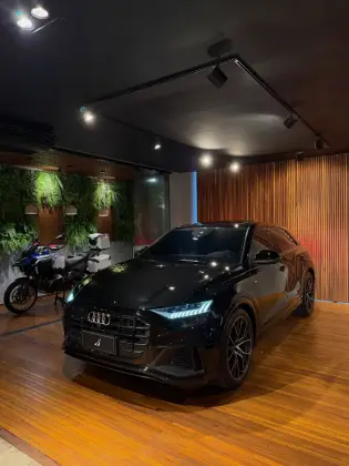 AUDI Q8 3.0 TFSI GASOLINA PERFORMANCE BLACK QUATTRO TIPTRONIC