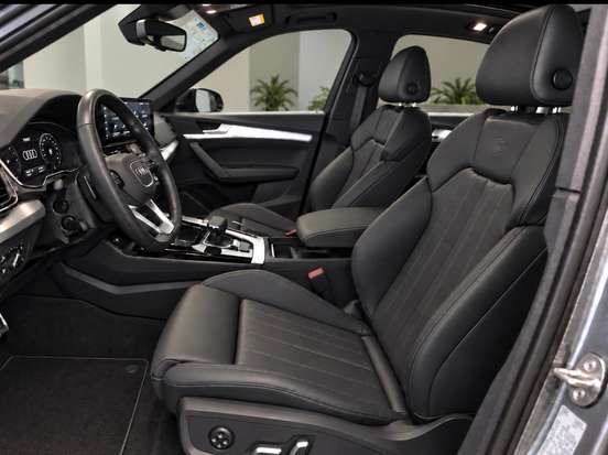 AUDI-Q5-2021