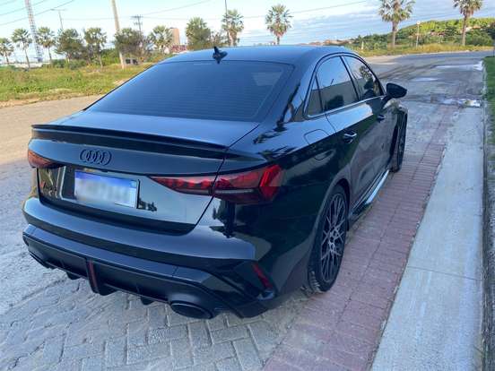 AUDI-RS3-2025