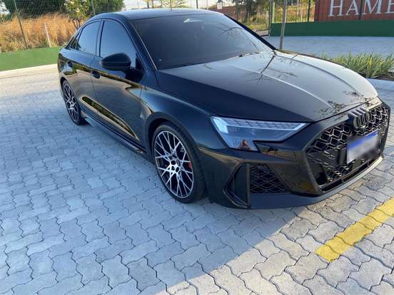 AUDI-RS3-2025