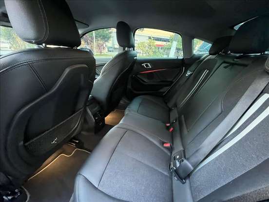 BMW-218i-2019
