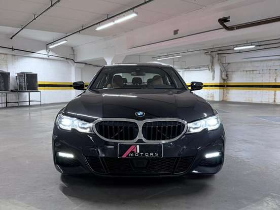 BMW-320i-2.0 16V TURBO GASOLINA M SPORT AUTOMÁTICO BMW-320i-2020